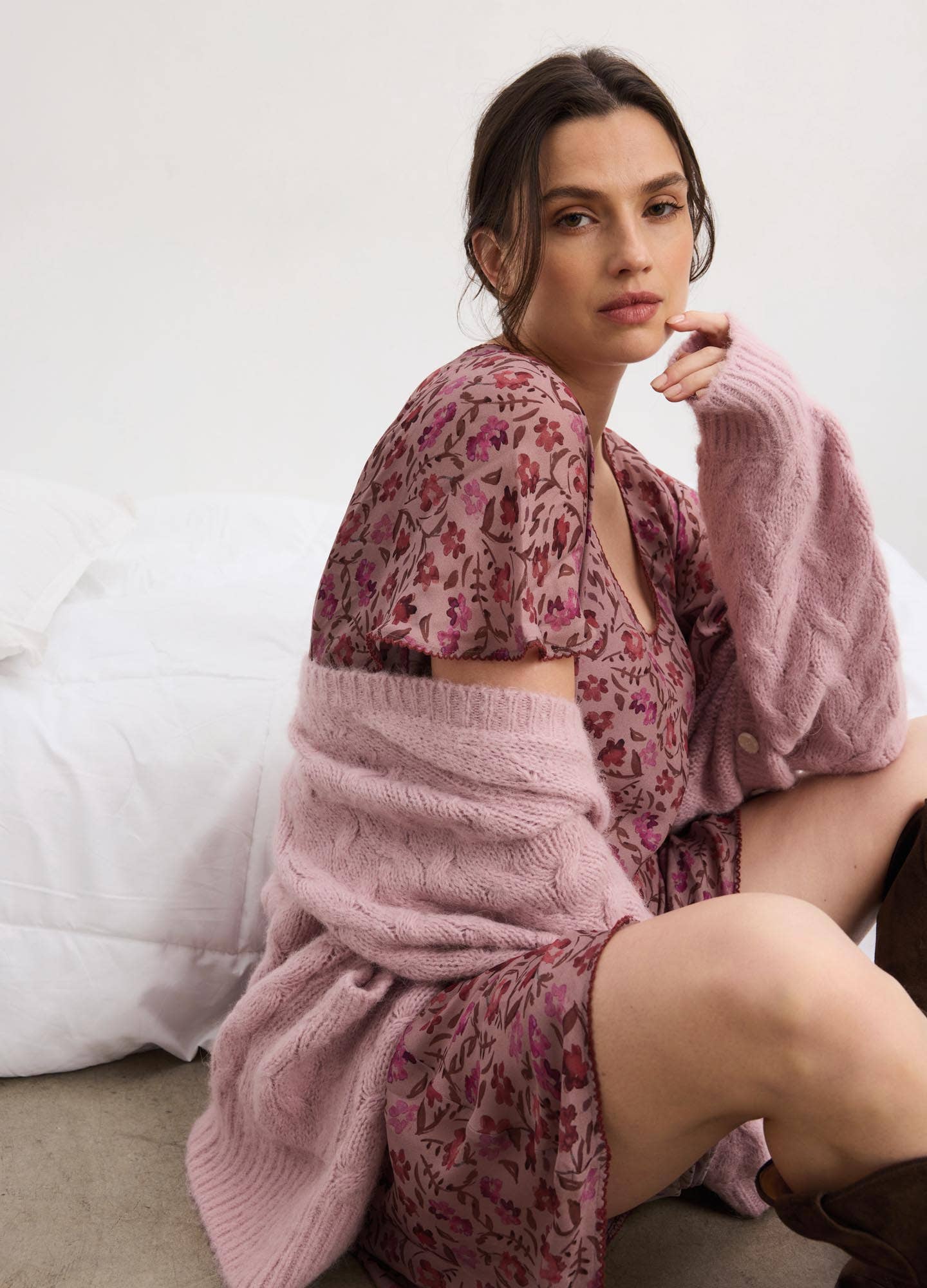 Robe de maternité Mirabelle : Motif floral mauve crépuscule