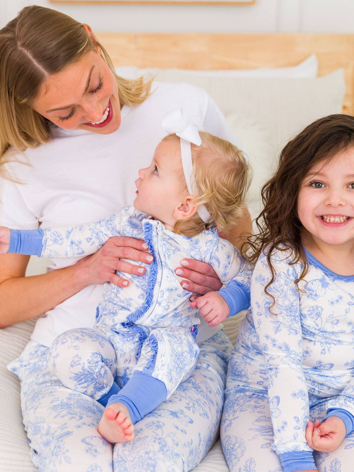 SoftSnooze™ Bamboo Periwinkle Butterfly Garden Convertible Ruffle Footie