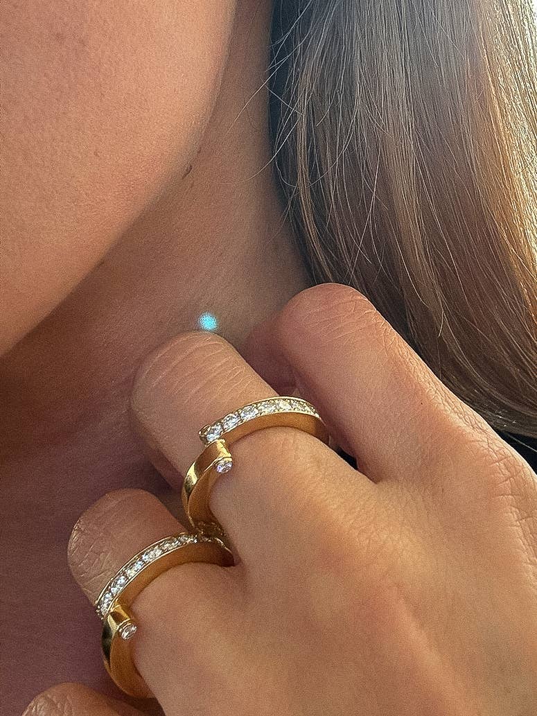 Oralia 18K Gold Pavé Band Ring