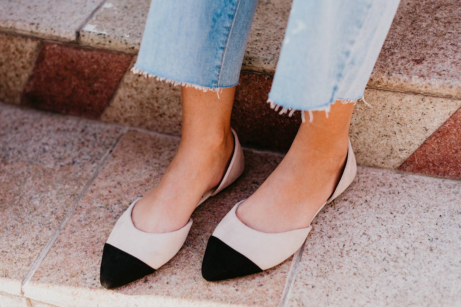 Ballerines Posh Rollasoles – Ballerines en faux daim crème à bout noir