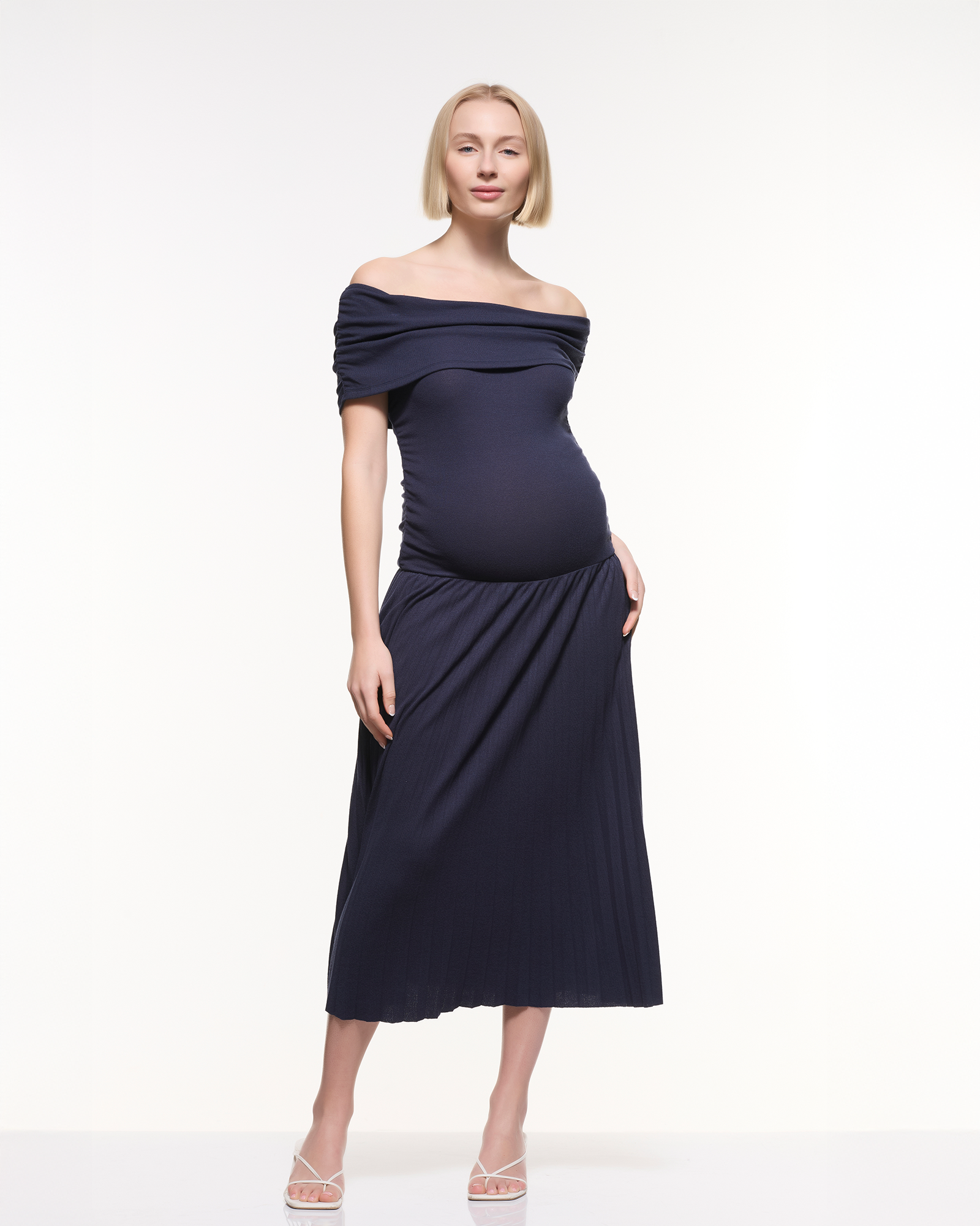 Robe midi à épaules dénudées