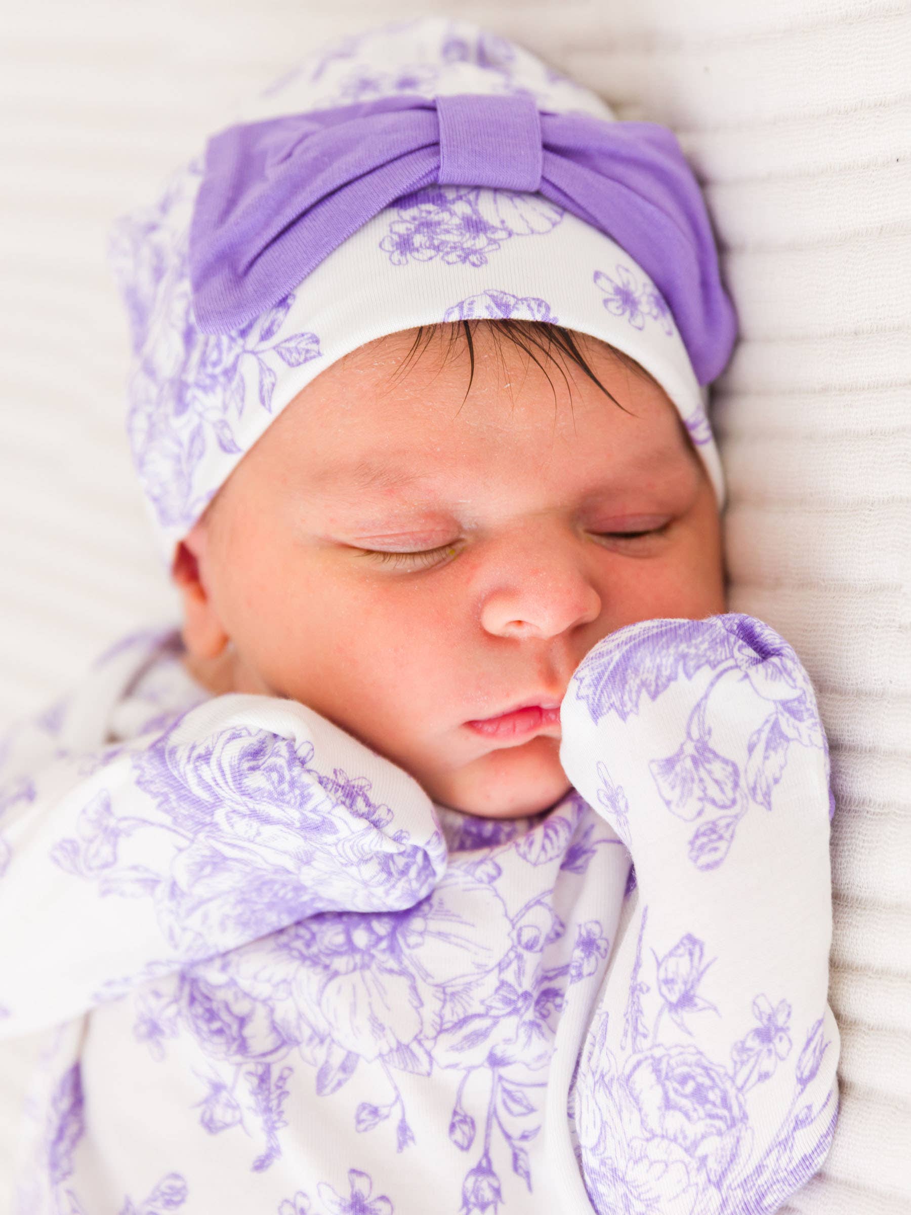 SoftSnooze™ Baby Girls Bamboo Purple Butterfly Sleep Gown & Hat Set