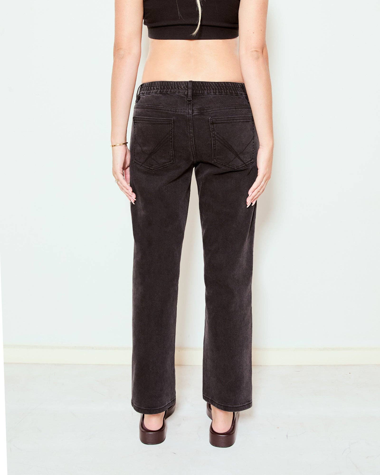 Slim Straight Leg Jeans - Cropped (Black)