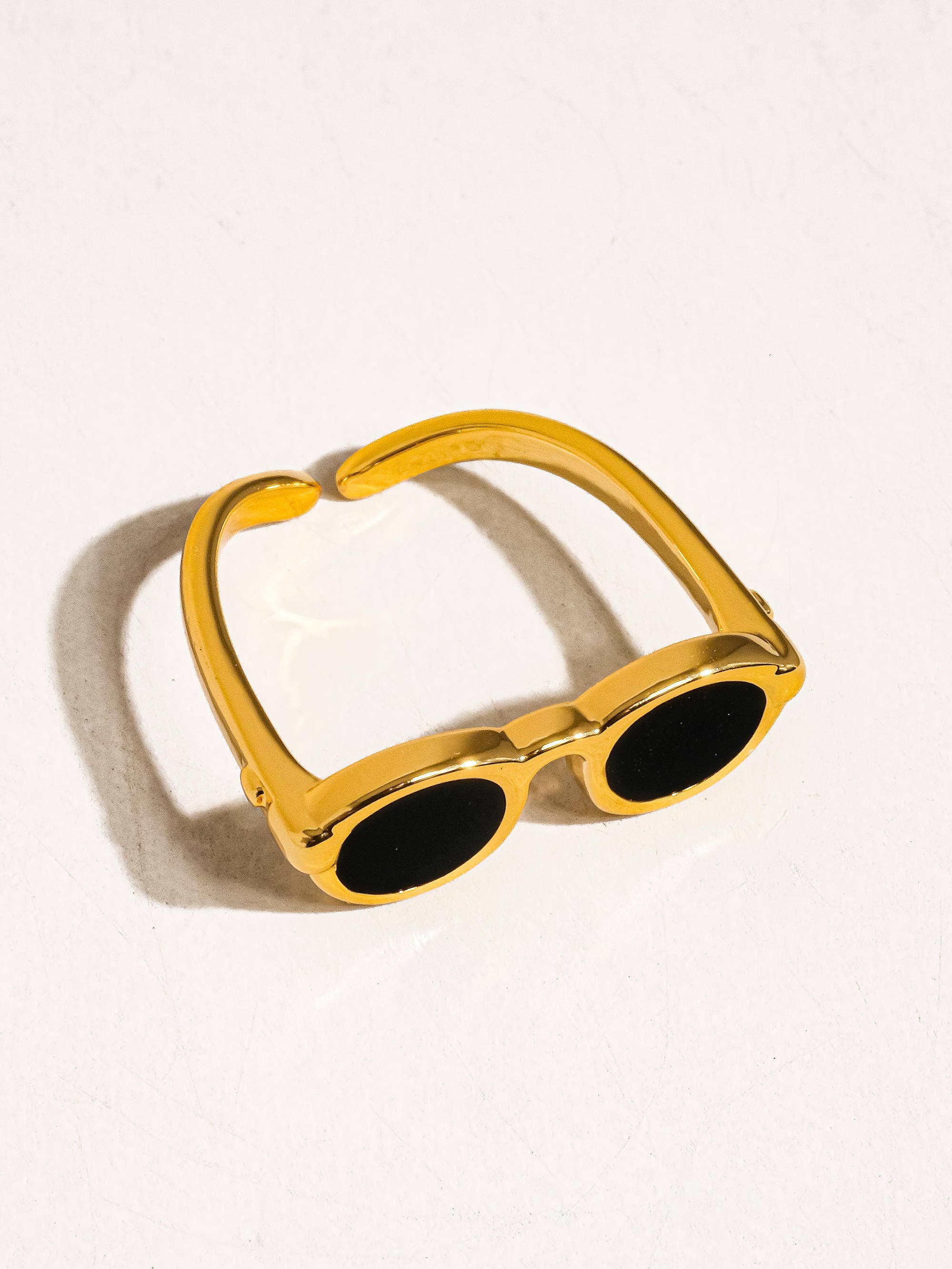 Dean 18K Gold Sunglasses Adjustable Ring: Black