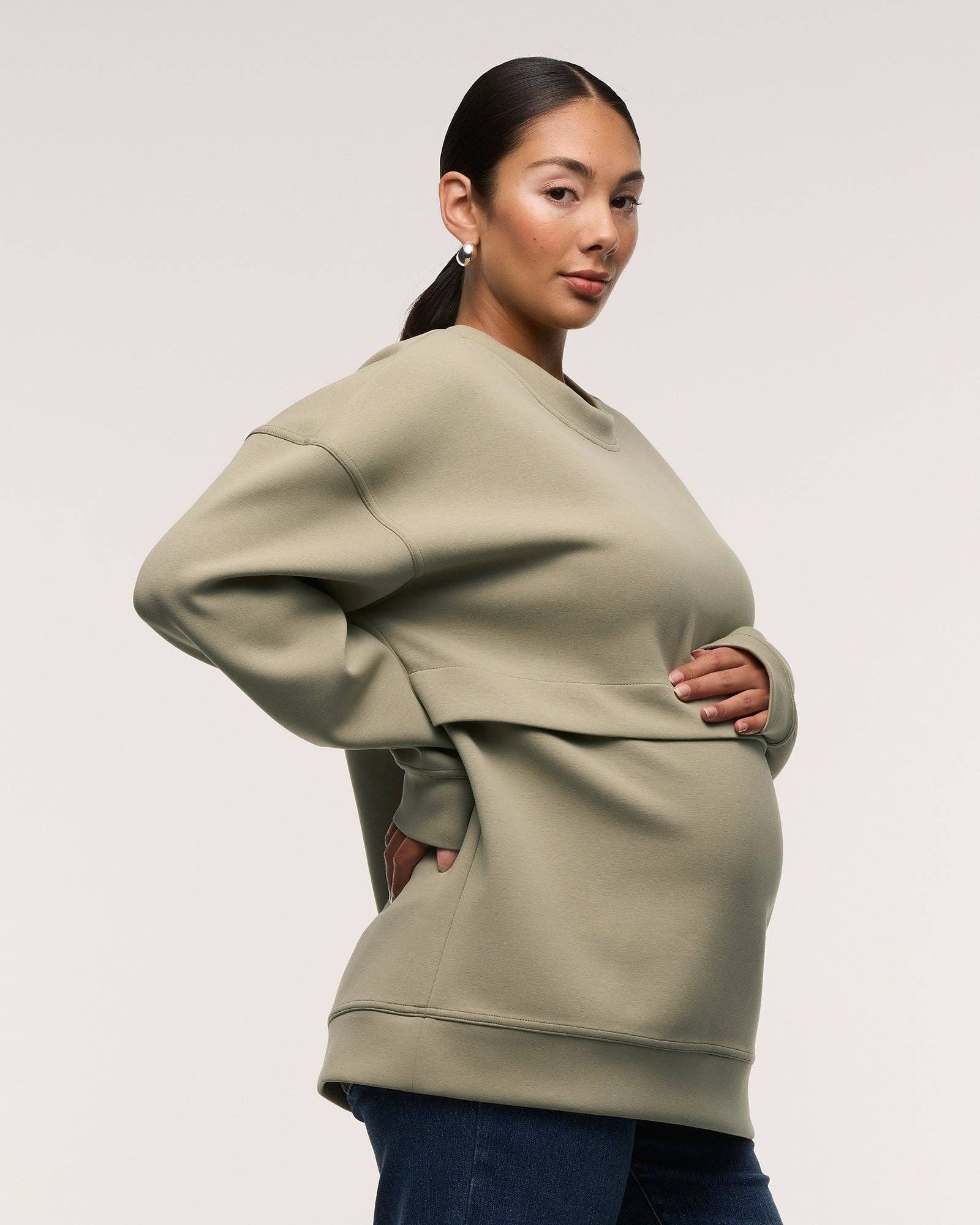Oversized Feeding Zip Maternity Jumper