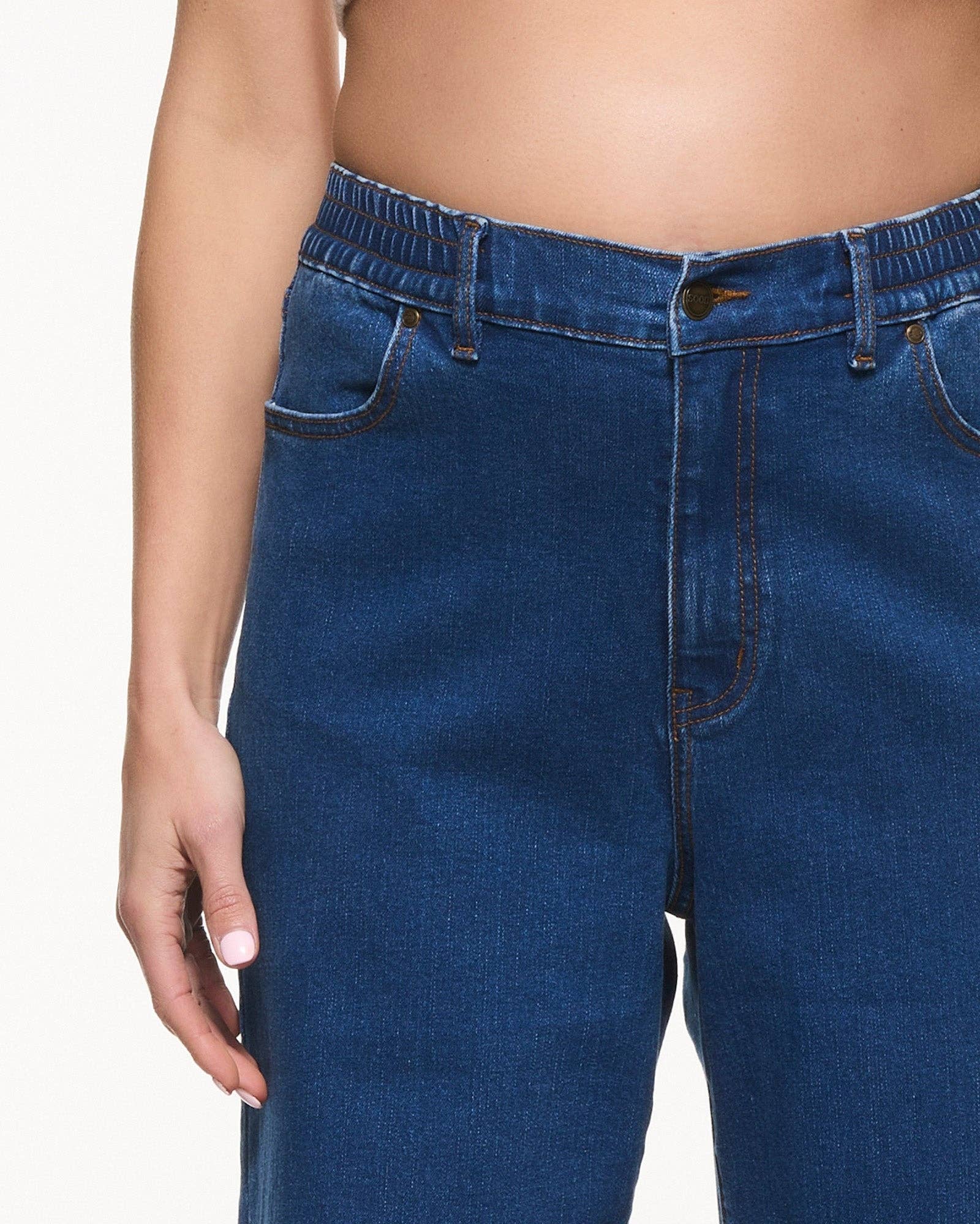 Jean à jambes larges et décontractées