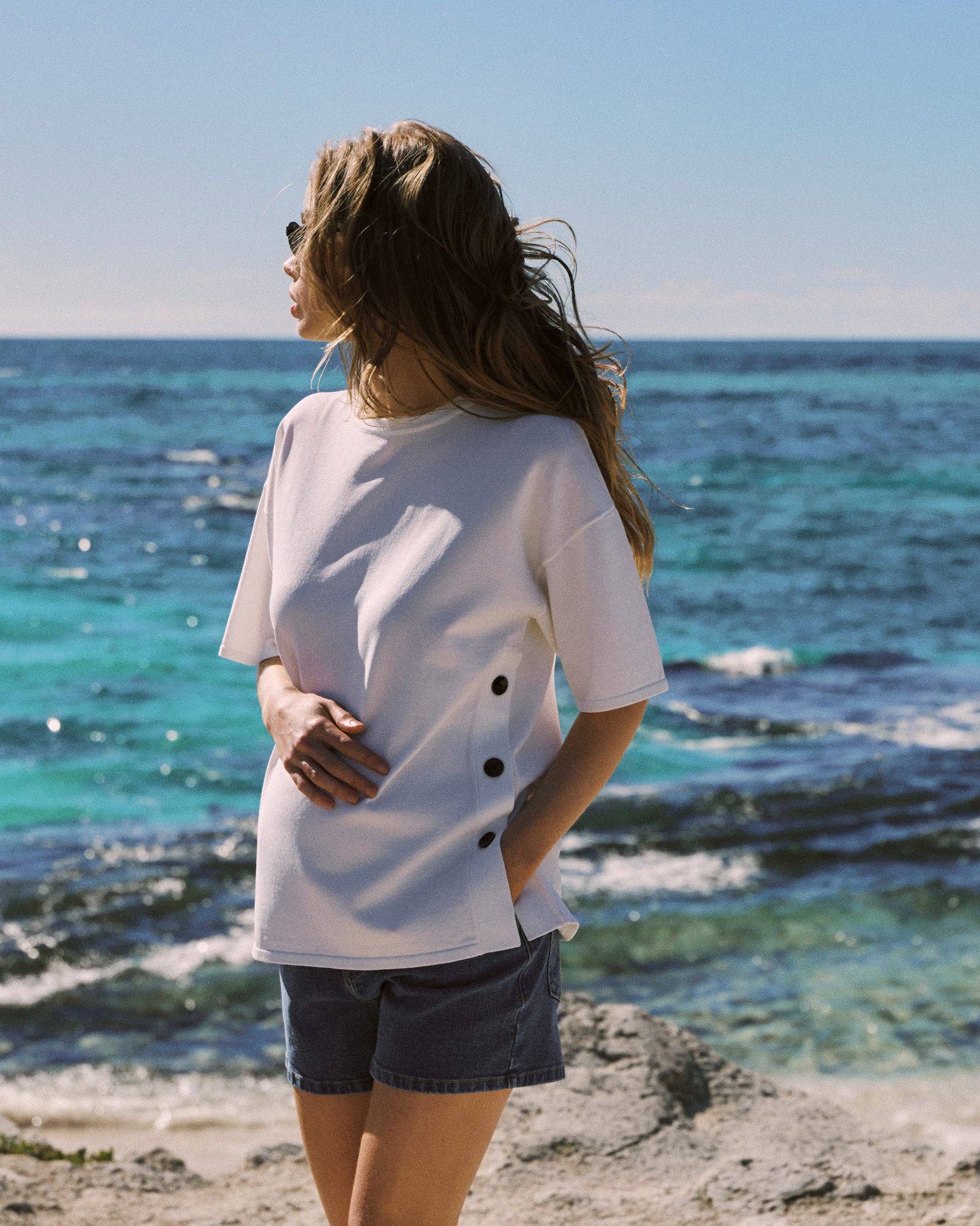 Haut d'allaitement boutonné en crêpe