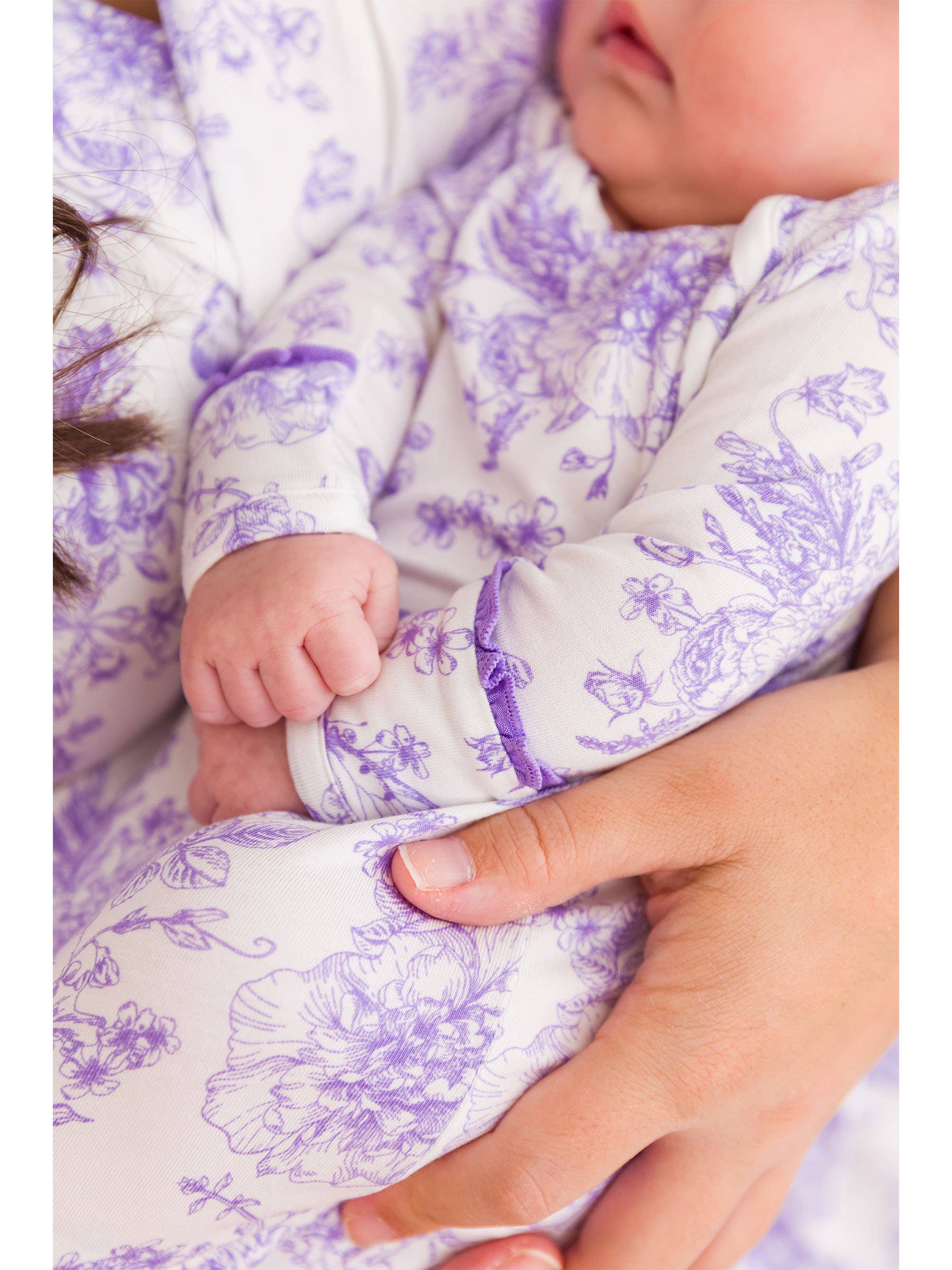 SoftSnooze™ Baby Girls Bamboo Purple Butterfly Sleep Gown & Hat Set