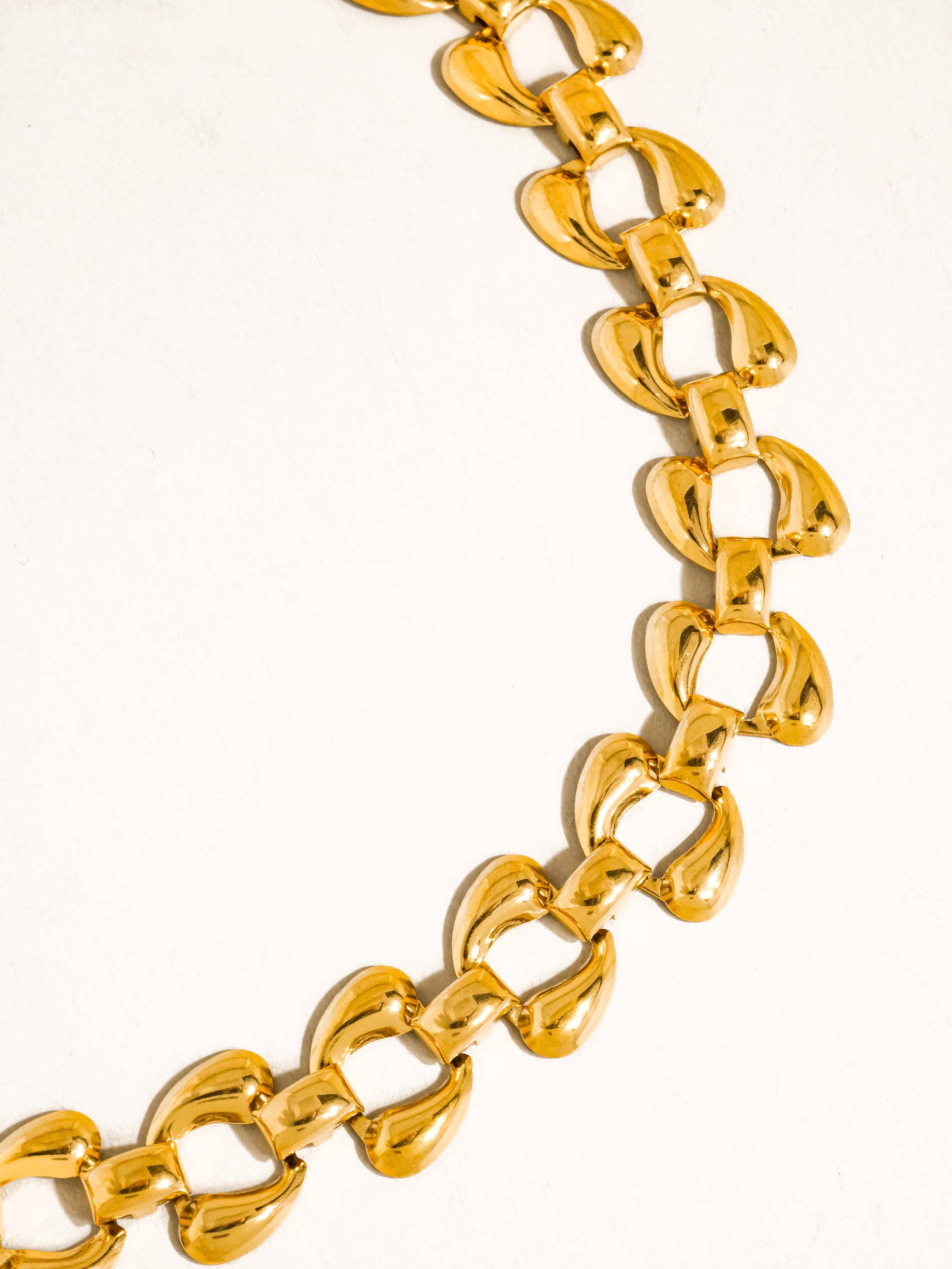 Everly 18K Gold Bold Link Necklace