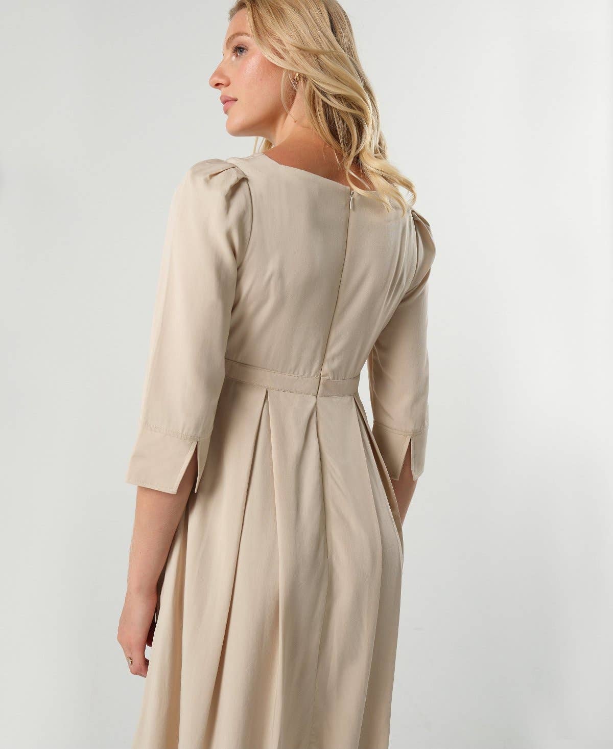 Robe de maternité et d'allaitement plissée Sarah