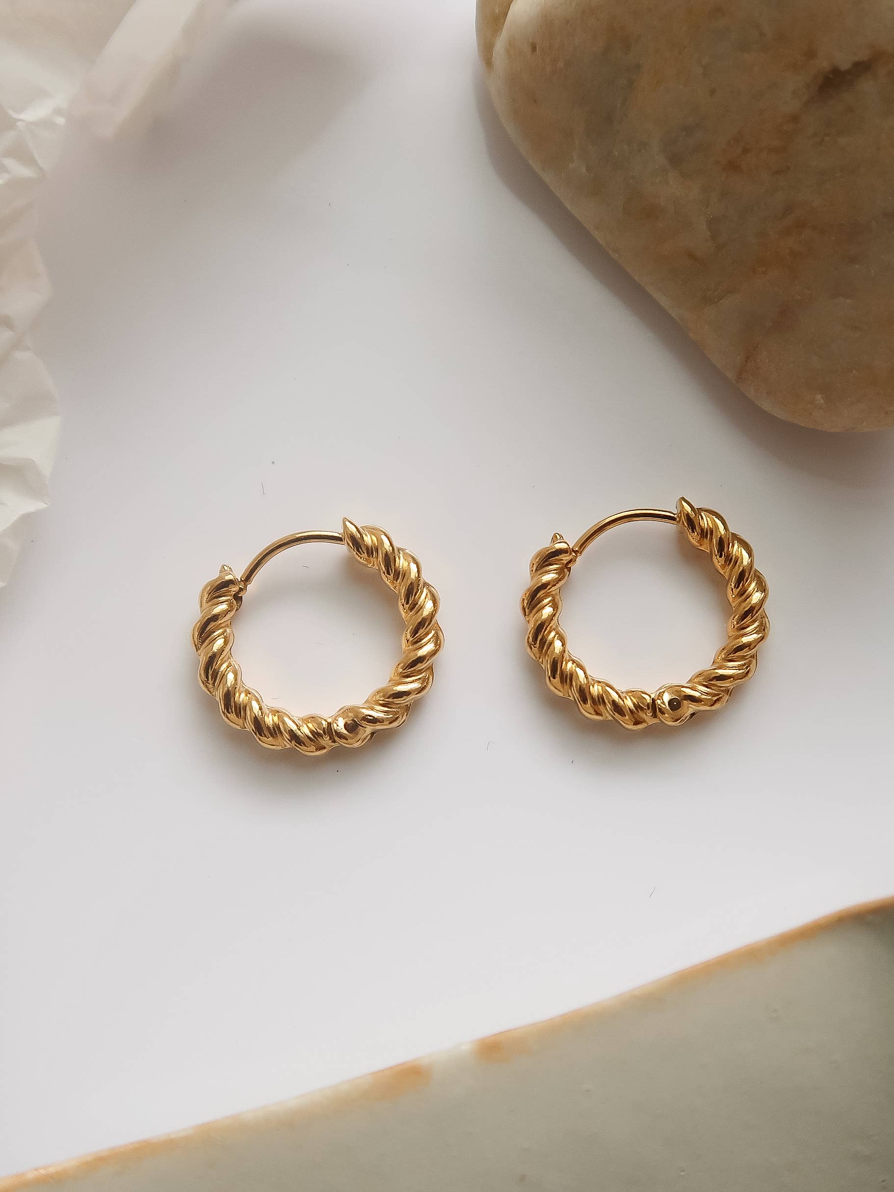 Cere 18K Gold Twisted Hoop Earrings
