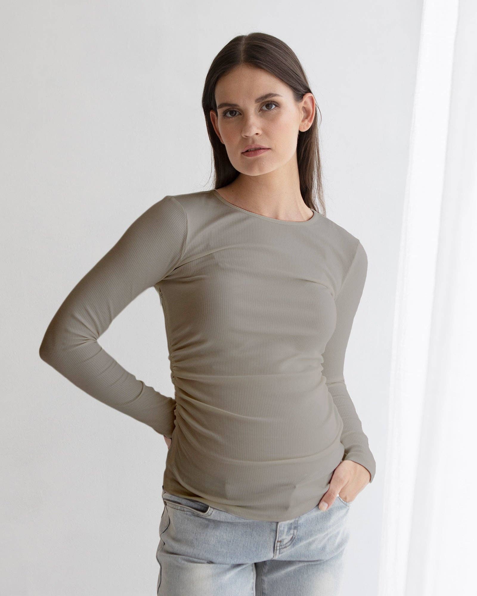 Plateau d'alimentation en bambou côtelé