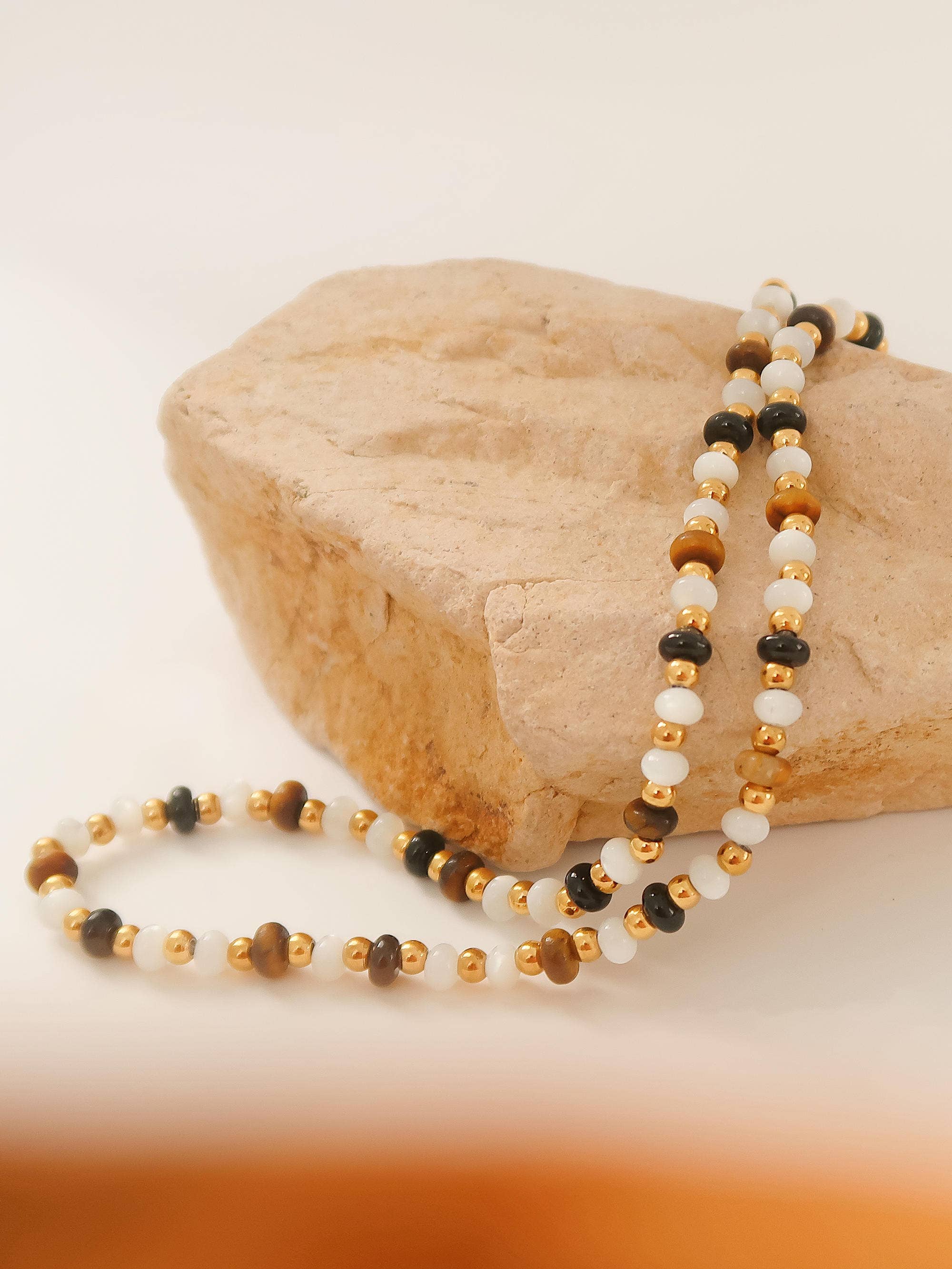 Arrow 18K Gold Beaded Necklace