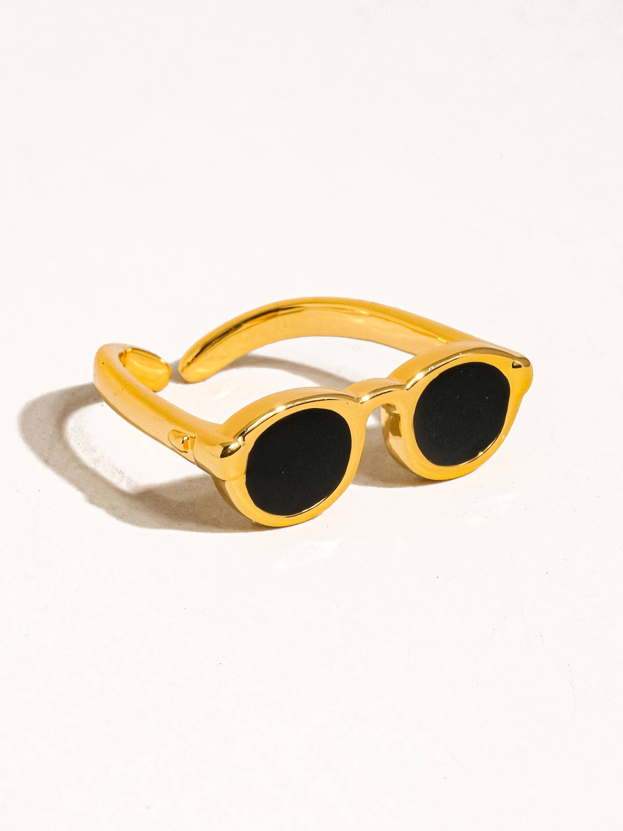 Dean 18K Gold Sunglasses Adjustable Ring: Black
