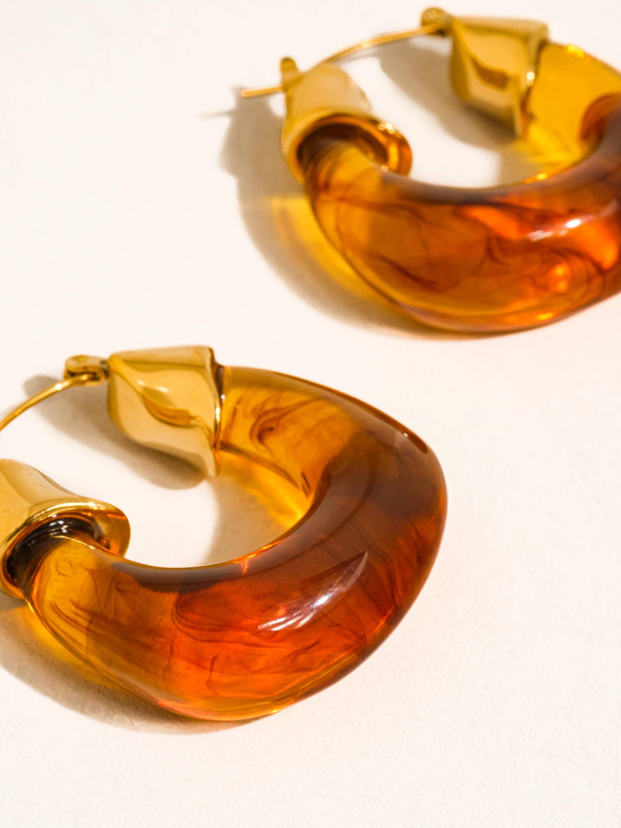 Arlowe 18K Gold Resin Hoop Earrings