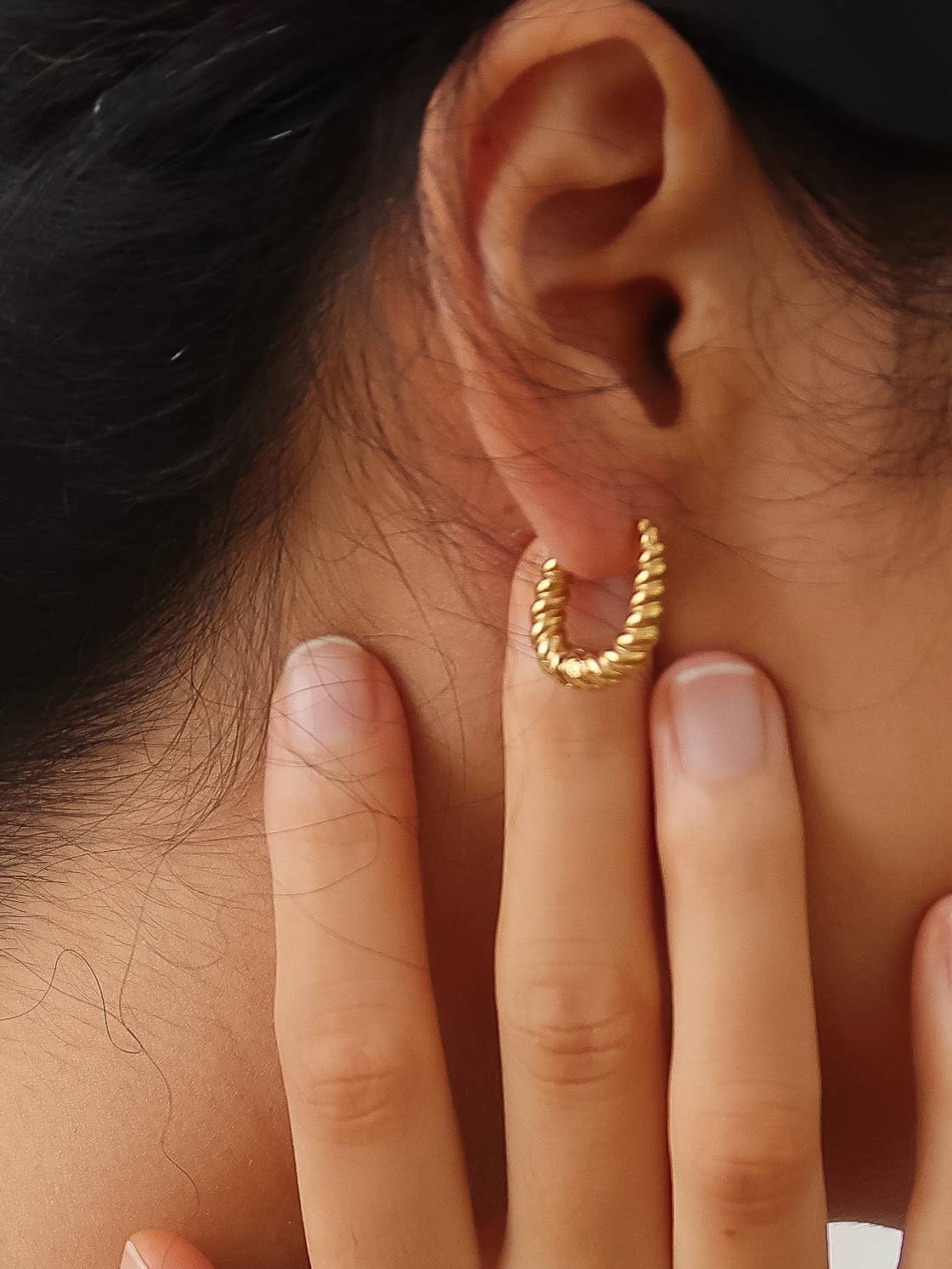 Cere 18K Gold Twisted Hoop Earrings