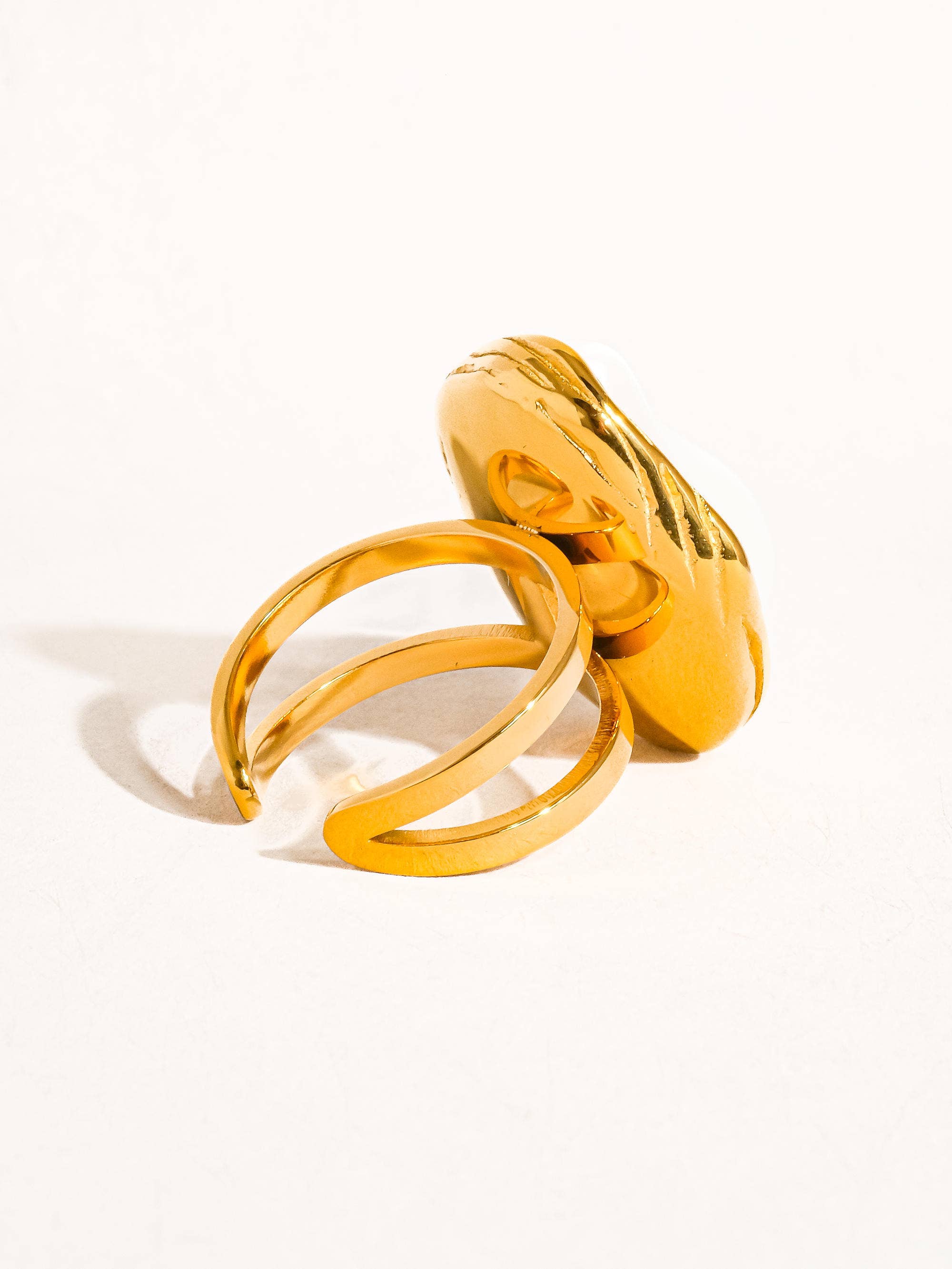 Bague Cameron en or 18 carats avec perle ronde classique inaltérable : blanche