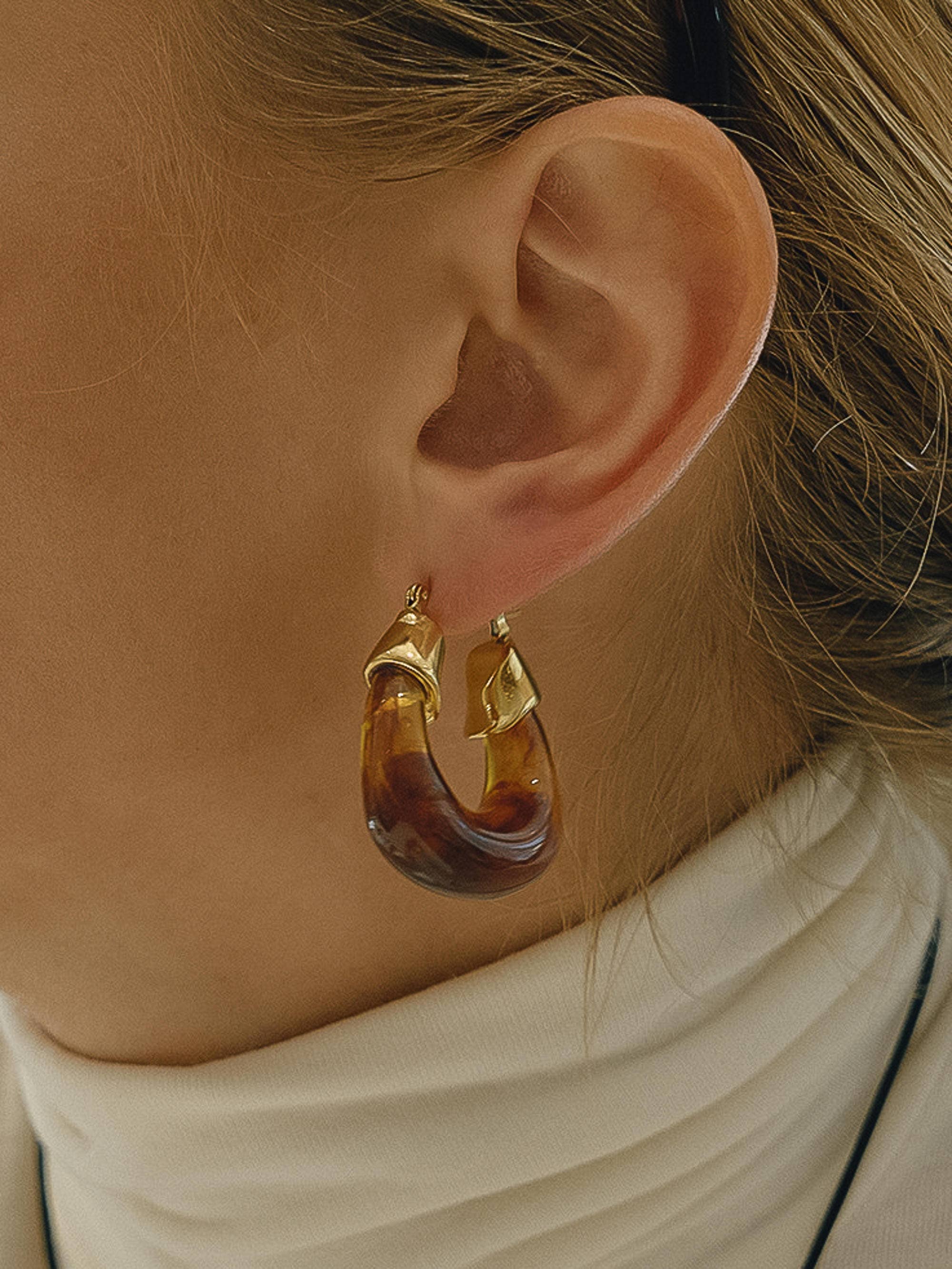 Arlowe 18K Gold Resin Hoop Earrings