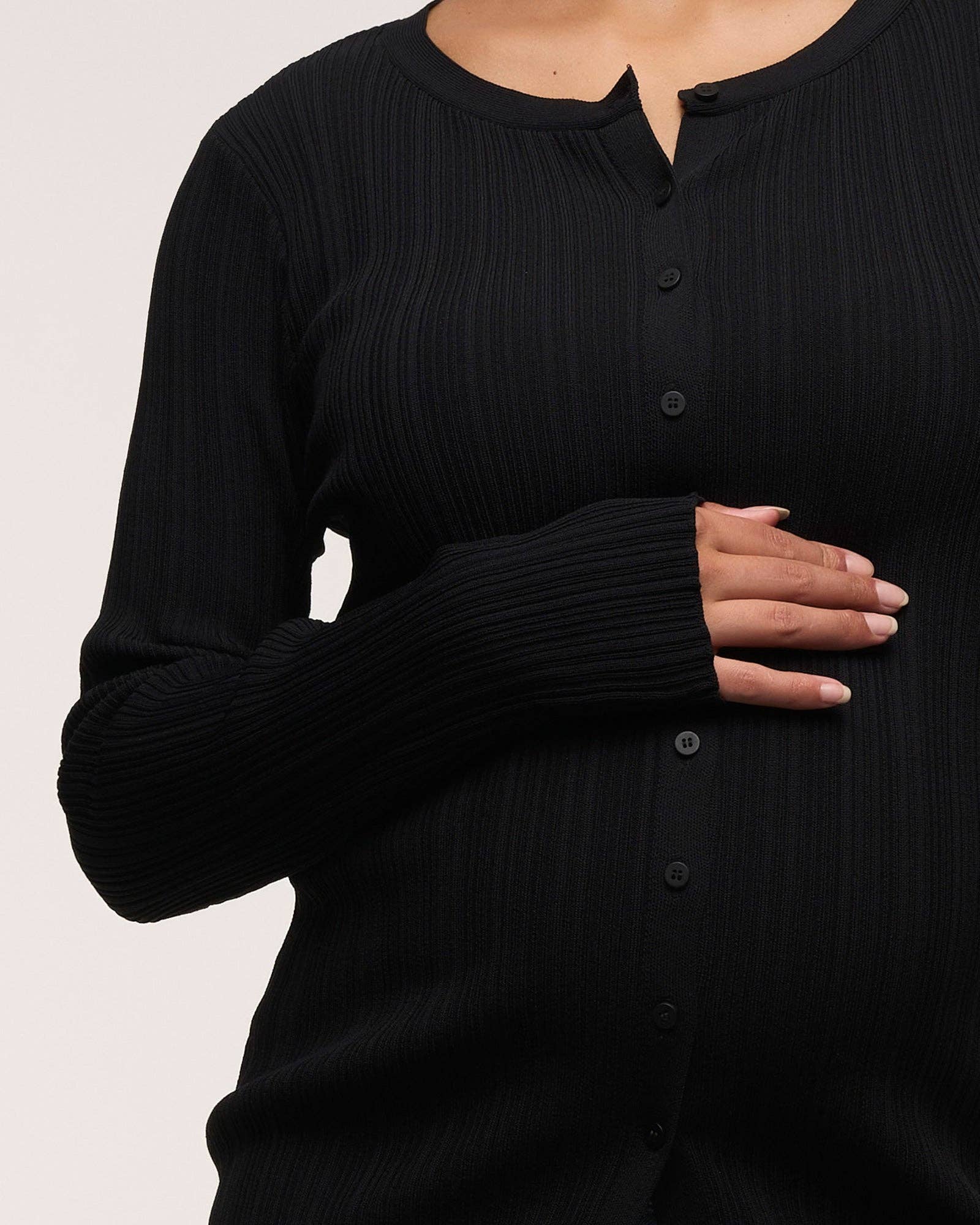 Gilet d'allaitement Mabel en maille à col rond