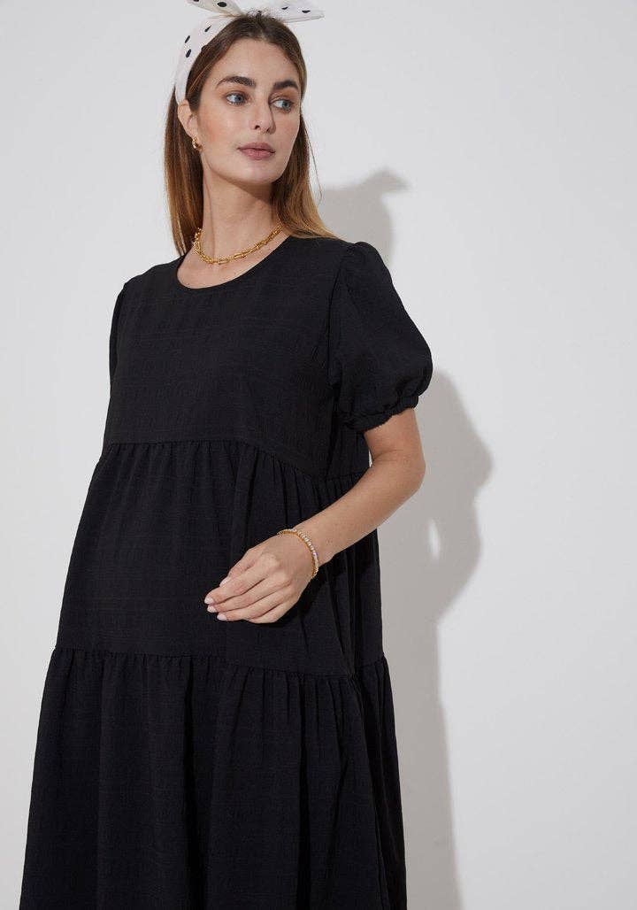 Robe en crêpe texturée noire