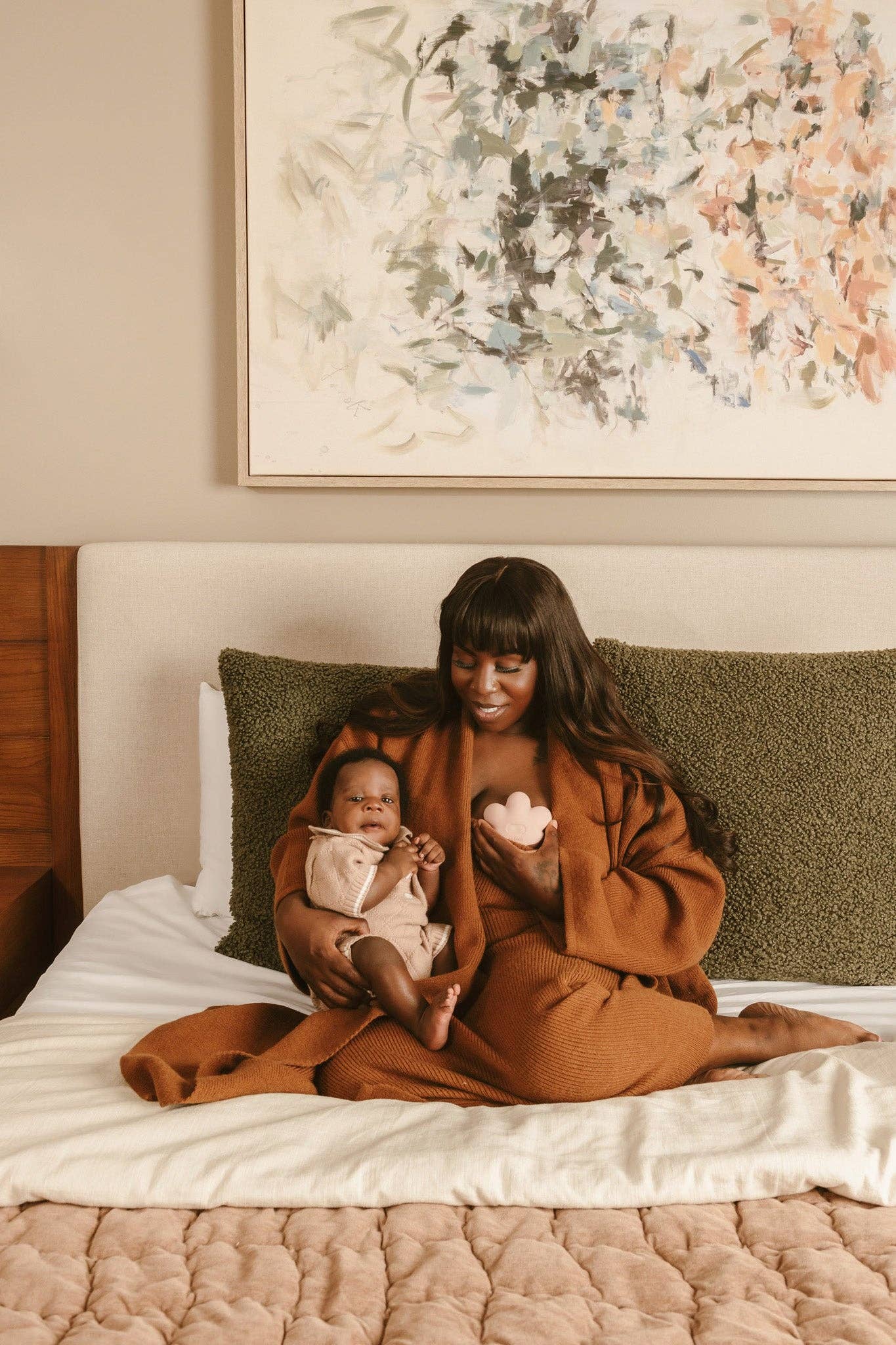 Lactation Massager – Breastfeeding Relief, Heat & Vibration Silicone