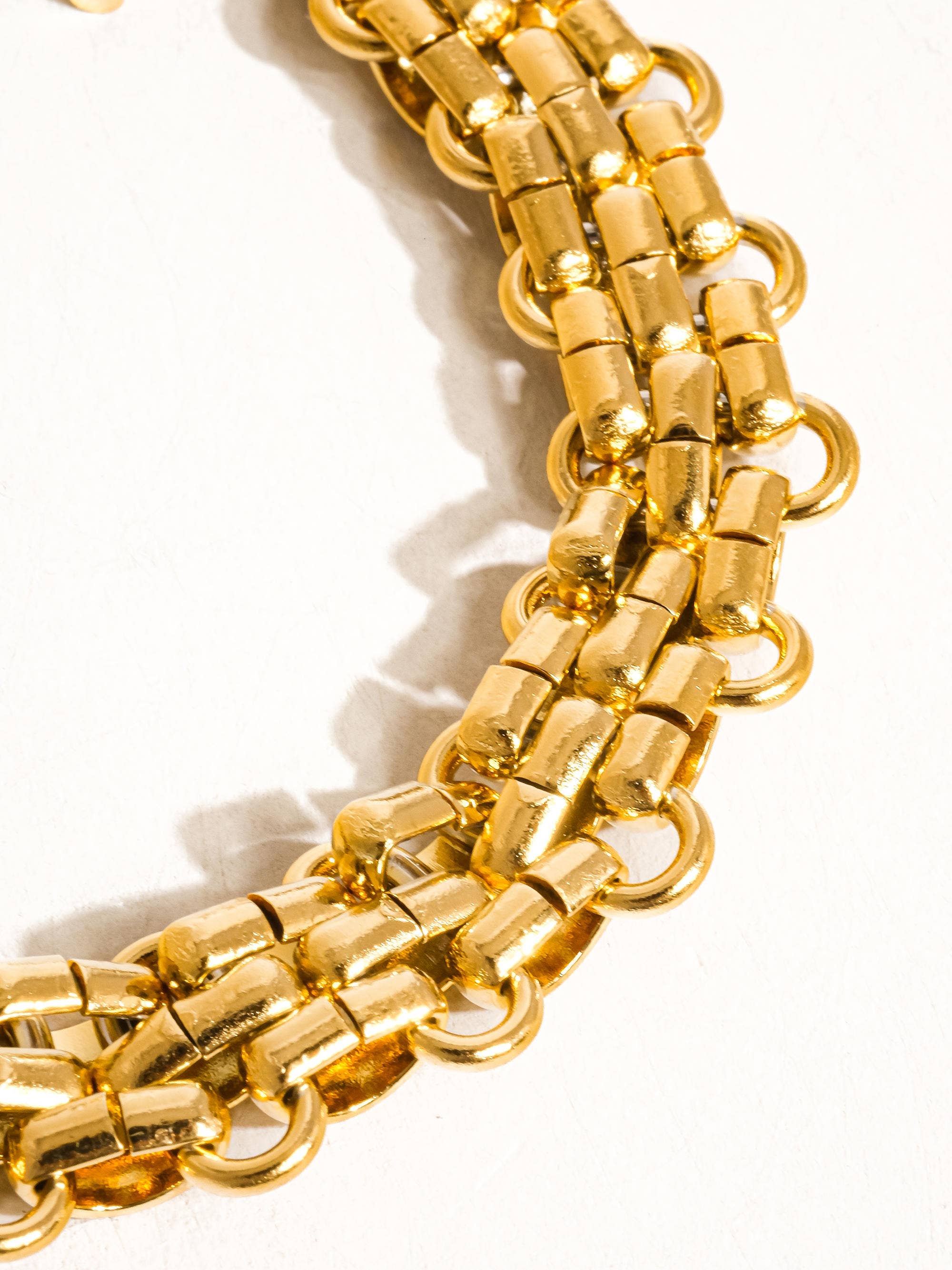 Bracelet Donni en or 18 carats à tissage audacieux inaltérable