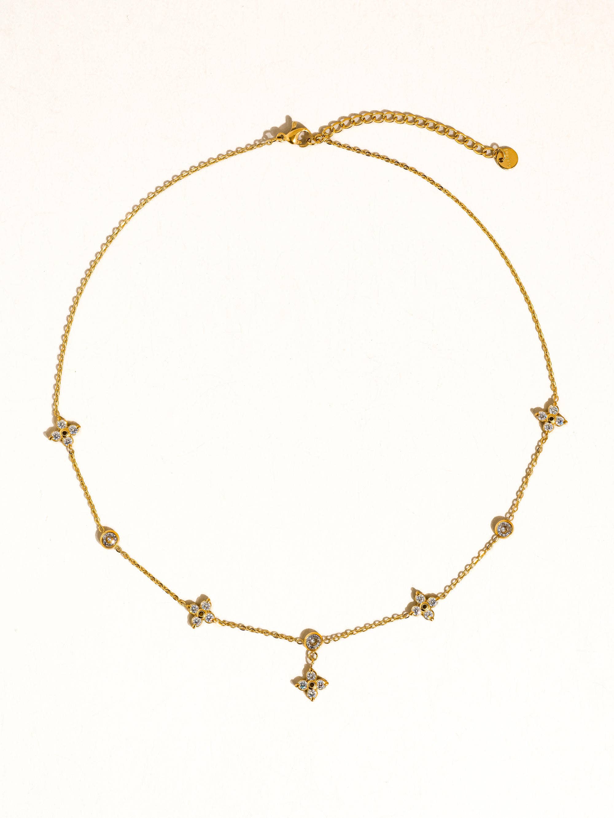 Aveline 18K Gold Non-Tarnish Floral Chain Necklace