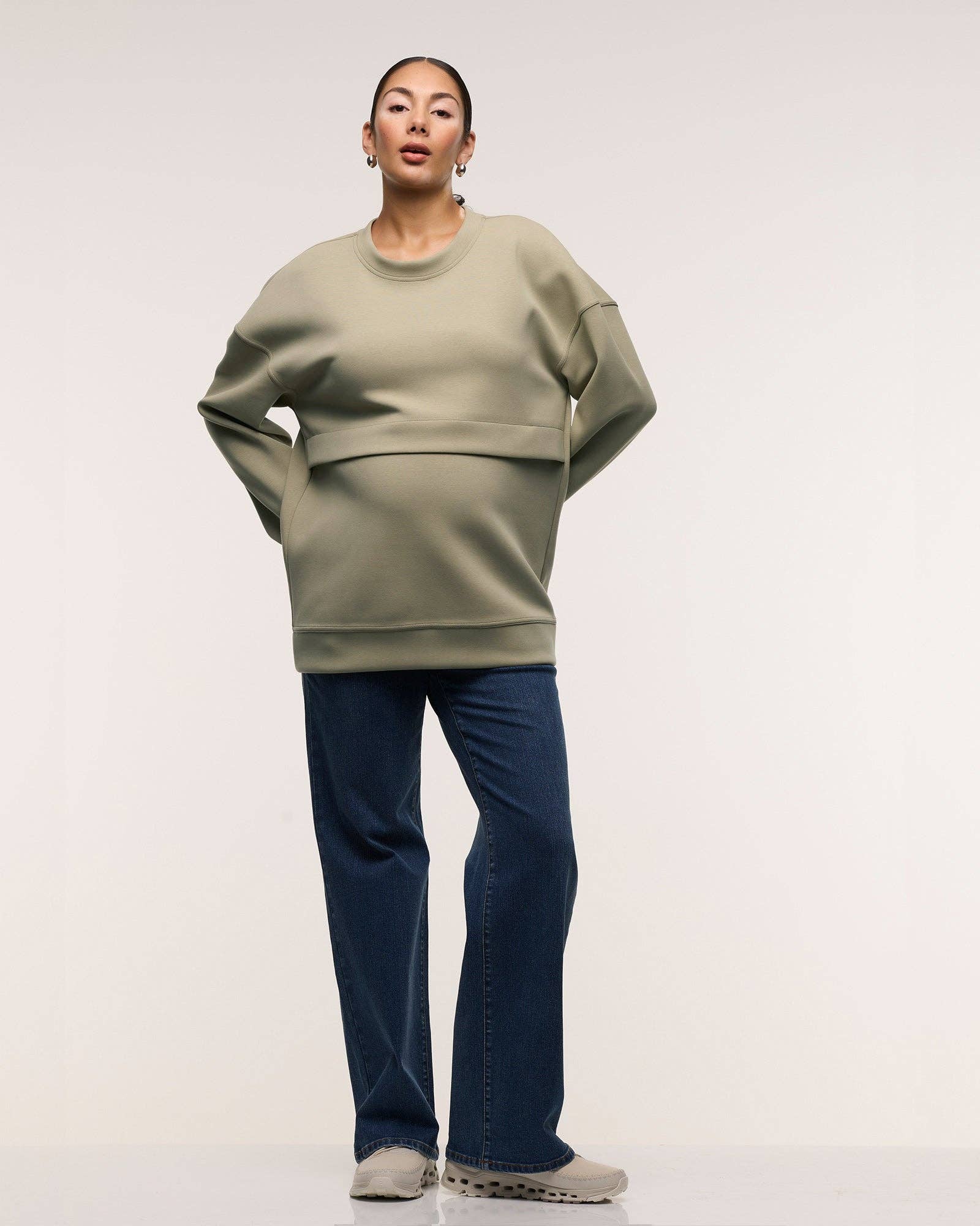 Oversized Feeding Zip Maternity Jumper