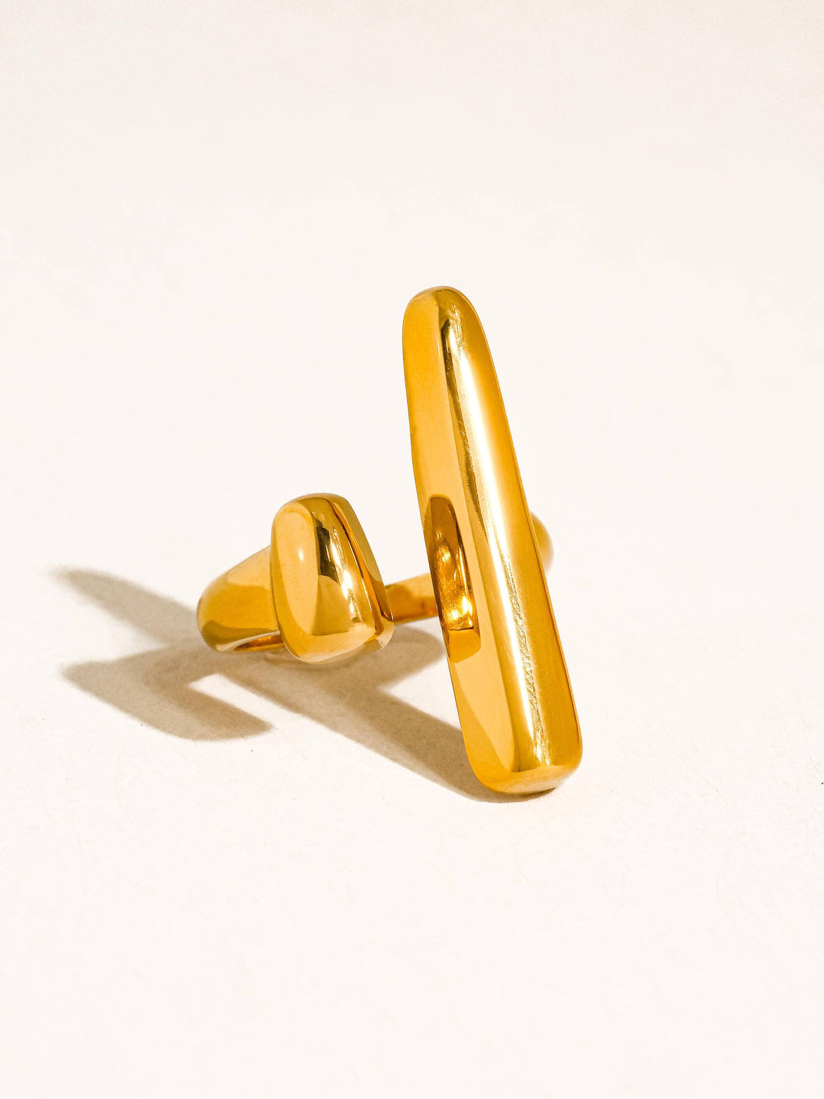 Saffelle Bar 18K Gold Non-Tarnish Statement Ring