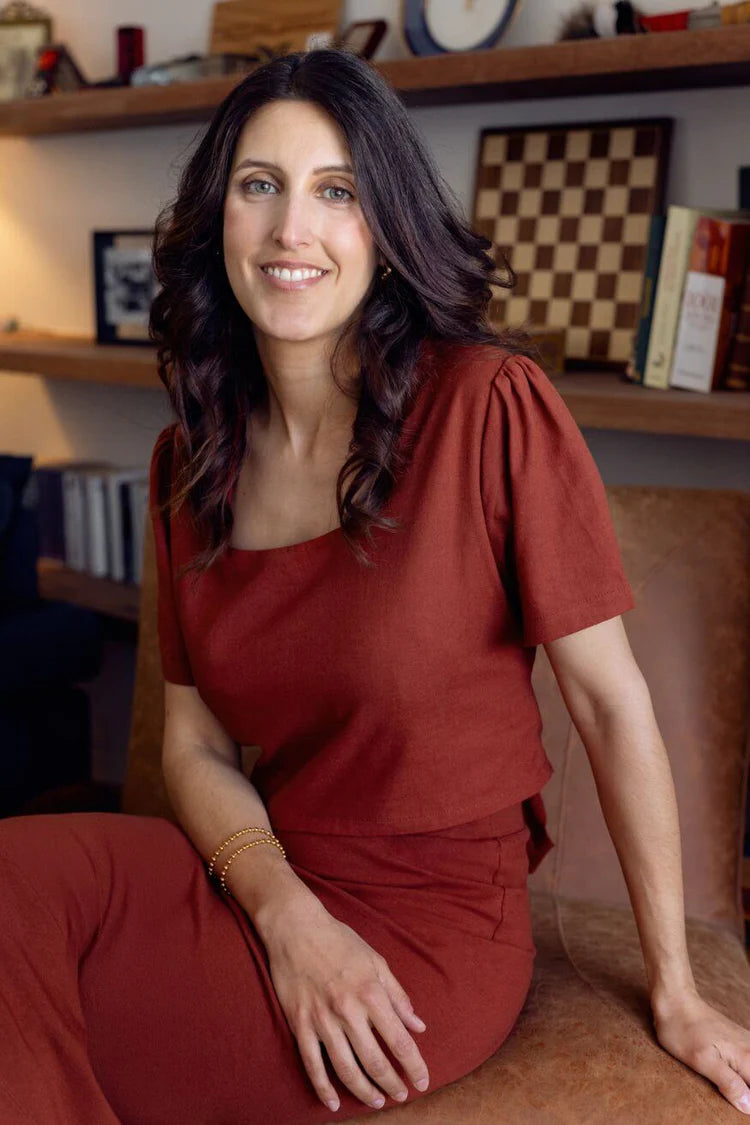 Haut court de maternité à manches courtes Domi – Dos ajustable à nouer